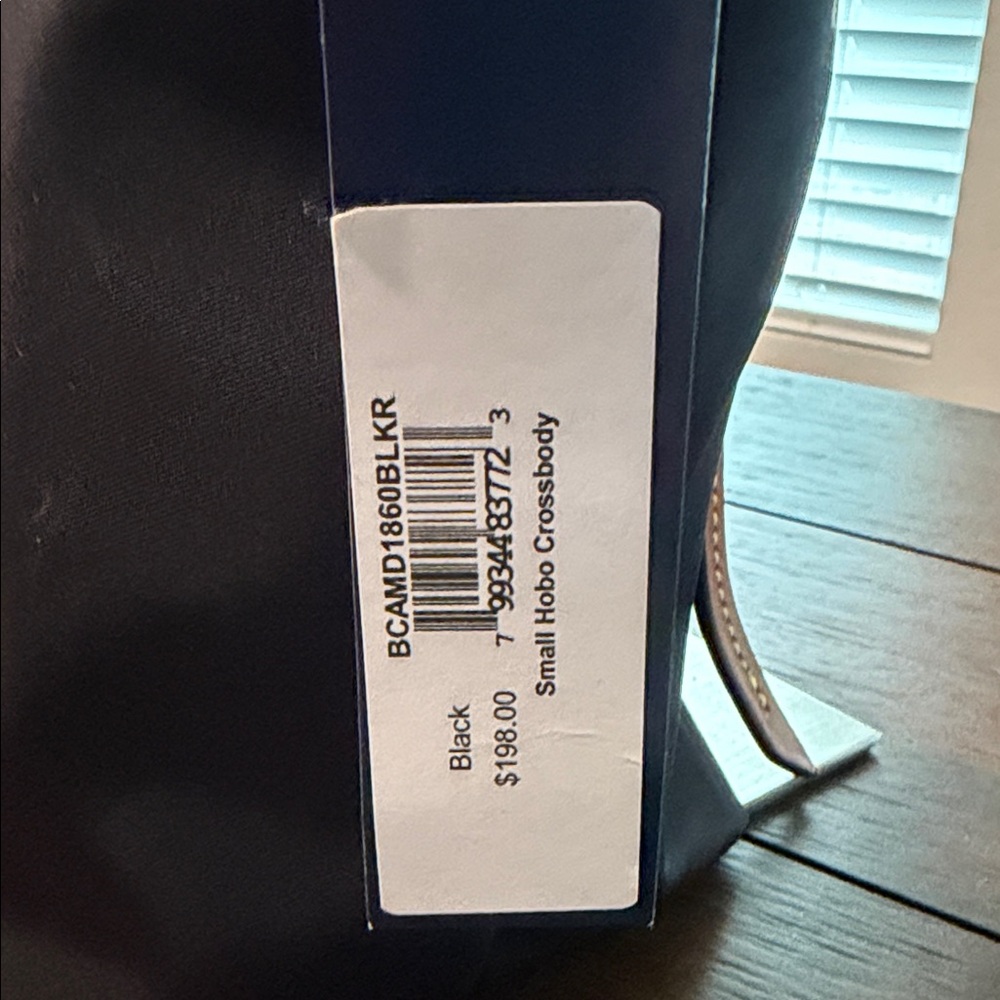 Dooney & Bourke NWT Black and Tan Nylon Shoulder / Crossbody Bag - Picture 3 of 9
